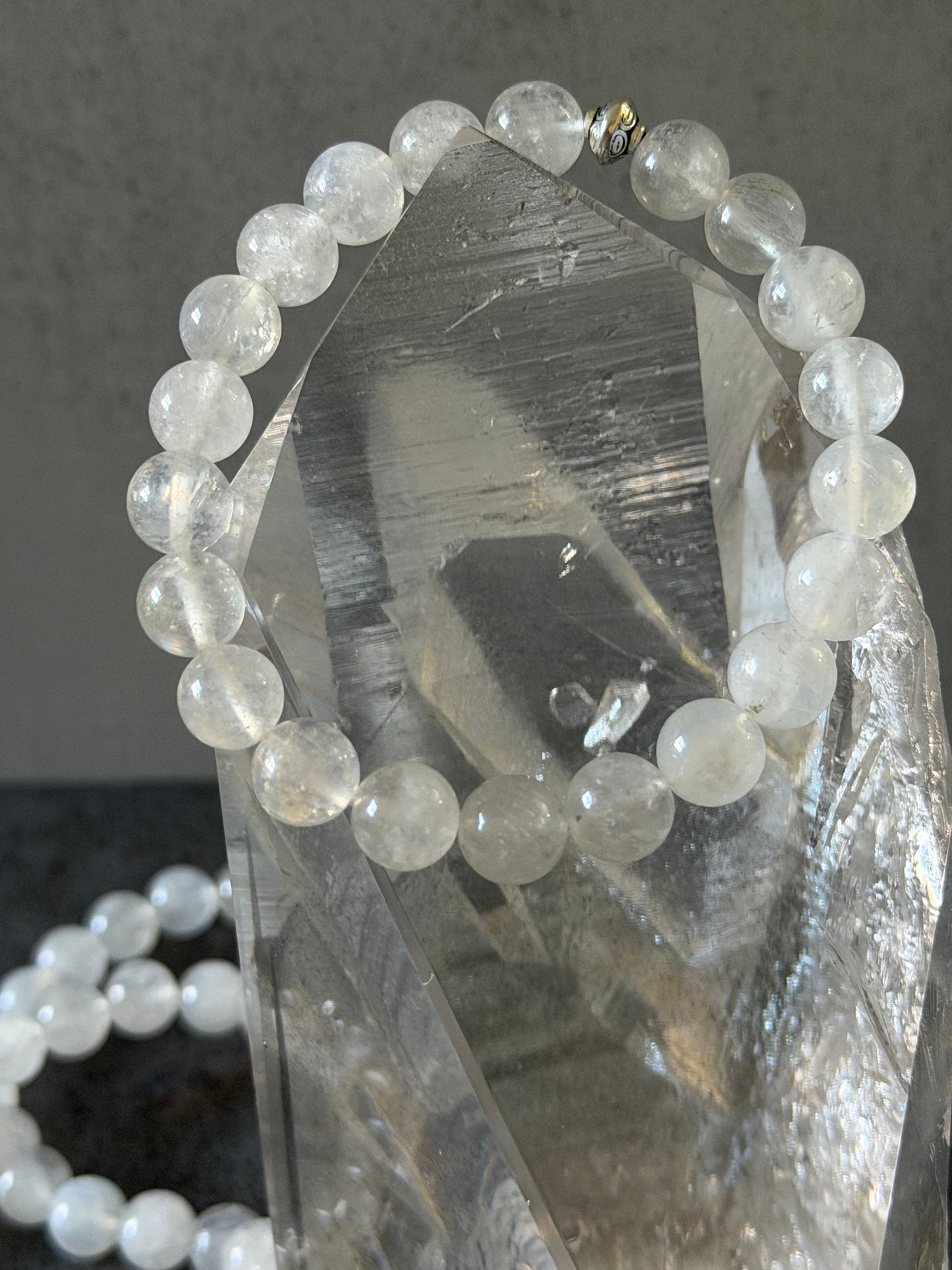 White Moonstone 8mm | Cristal Oaks