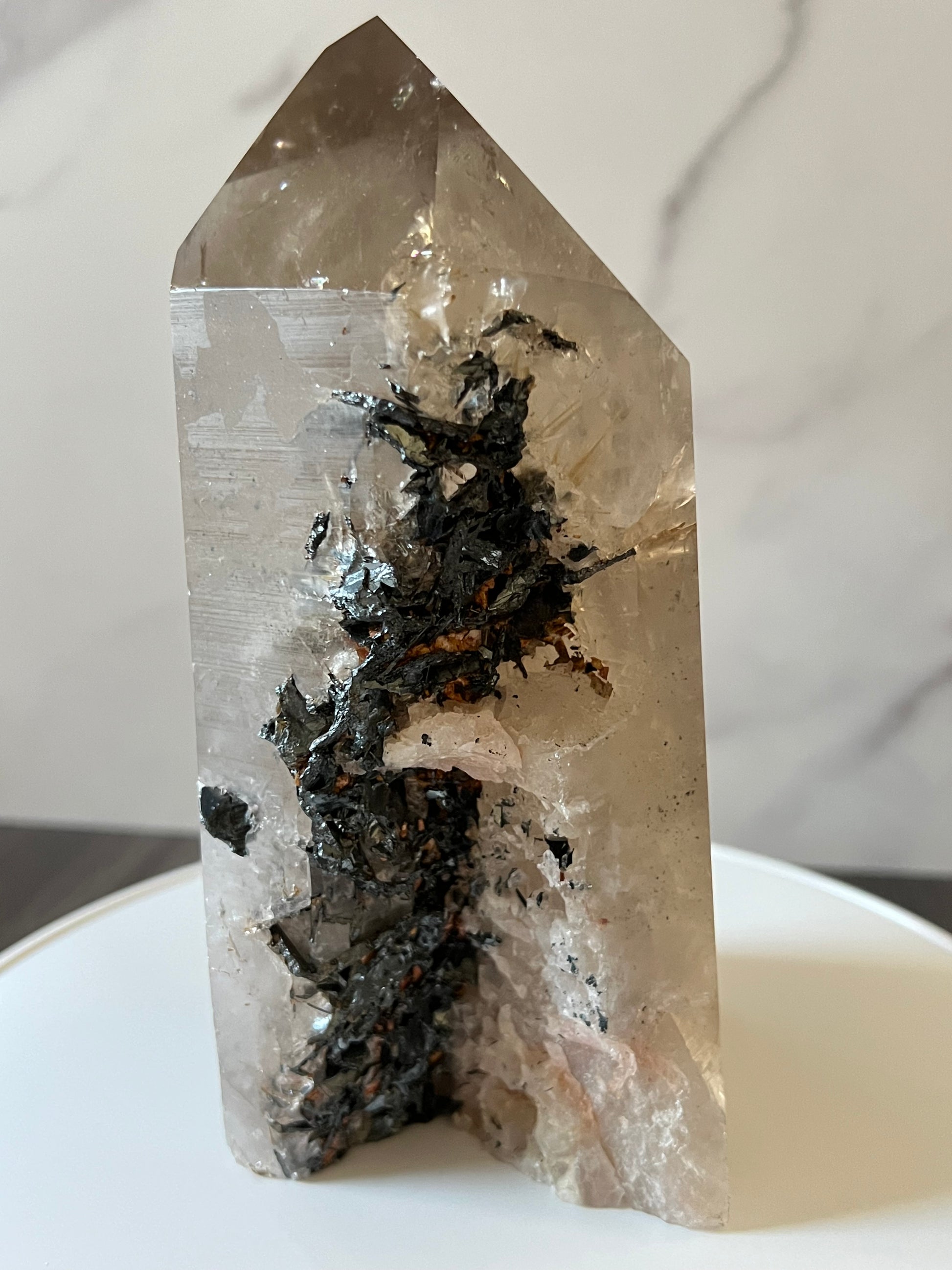 tower citrine rutile hematitie